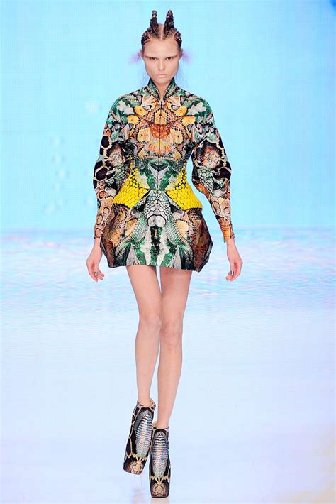 Alexander Mcqueen Spring Rtw Runway Photo Gallery Vogue Vogue