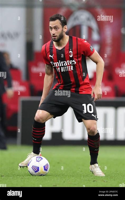 Hakan Calhanoglu Of Ac Milan Hi Res Stock Photography And Images Alamy