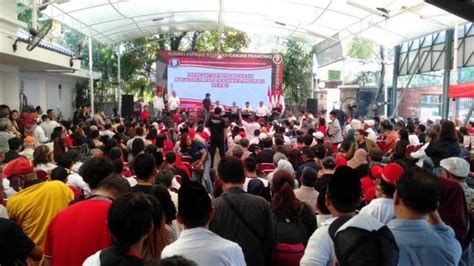 40 000 Relawan Siap Antar Ganjar Mahfud MD Daftar Ke KPU Besok