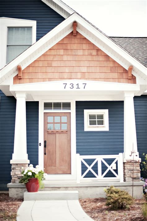 15 Bold Colors to Paint Your Home's Exterior