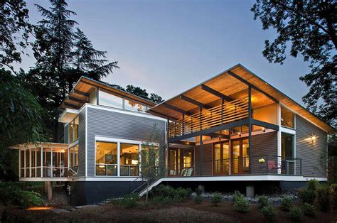 A butterfly roof shelters this modernist LEED Platinum home in Georgia - architecture and design