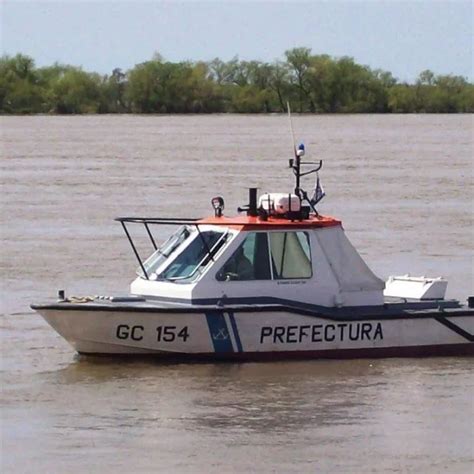 Corrientes buscan a cuatro jóvenes que desaparecieron en el río Paraná