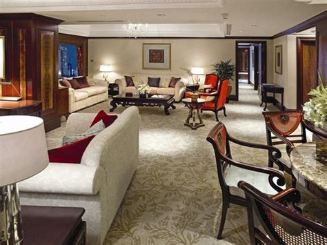 Shangri-La Hotel Jakarta,Jakarta:Photos,Reviews,Deals
