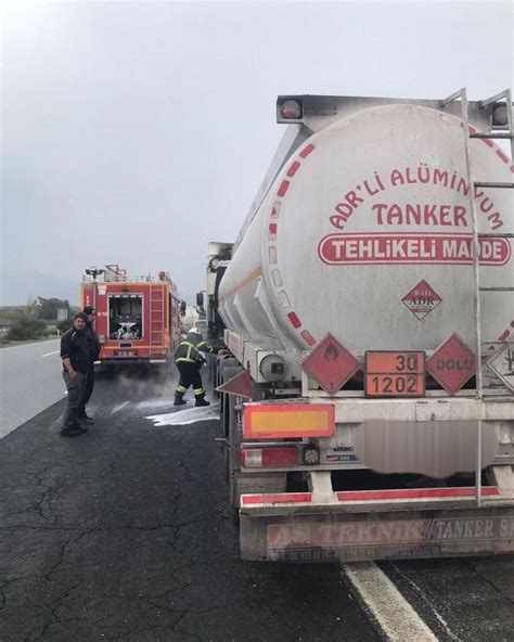 Tankerin lastiğinde çıkan yangın korkuttu Medya Yenigün Gazetesi