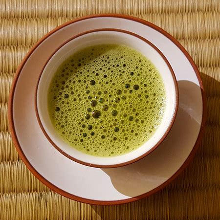 Matcha thé vert en poudre origine récolte bienfaits Saveur Lointaine