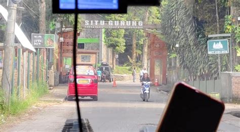 Glamping Situ Gunung Suspension Bridge Evventure