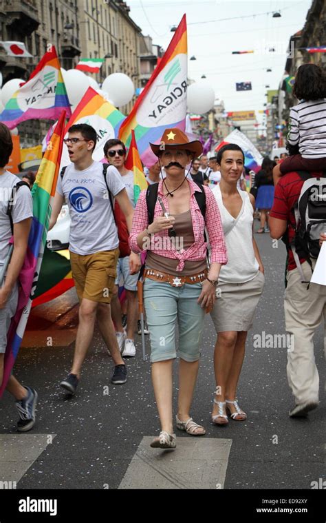 Gay Milan Hi Res Stock Photography And Images Alamy