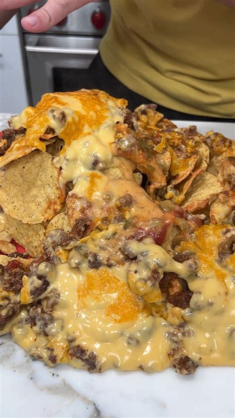 This Trick Changed The Way I Do Nachos Nachos Party Food Dish