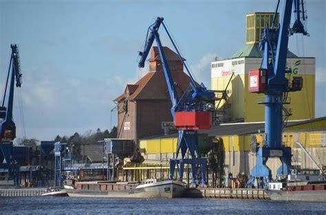 Wir Suchen Kranfahrer M W D F R Den Kreishafen Rendsburg Technik