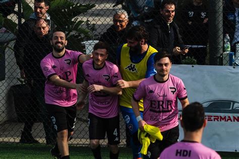 Palermo Futsal Club La Corsa Non Si Ferma Battuto Anche L Iccarense