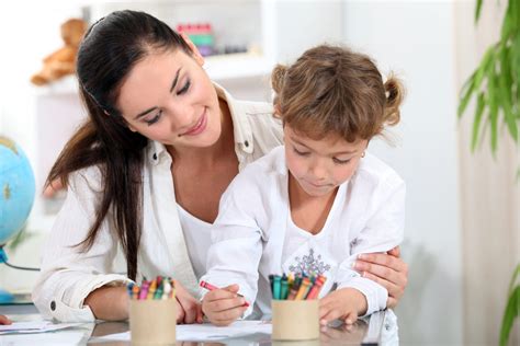 Petite enfance Auxiliaire de puériculture en PMI Campus des écoles