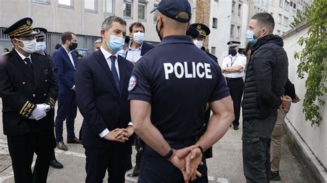 Darmanin à La Manif Des Policiers Une Façon De Leur Dire Que Je Les Aime Et Que Je Les