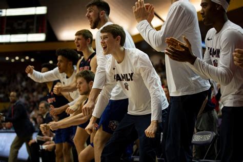 Liberty Flames Mens Basketball Defeats Lipscomb Bisons 74 68 At