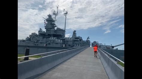 Submarine Uss Drum And Battleship Alabama At Battleship Memorial Park