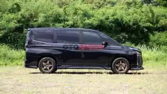 Toyota Voxy Baru Pakai Bodykit Dan Pelek Dari Tuner Toyota Sporty Dan