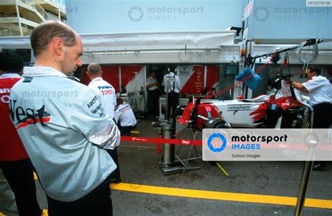 Adrian Newey Gbr Mclaren Technical Director Takes An Opportunity To