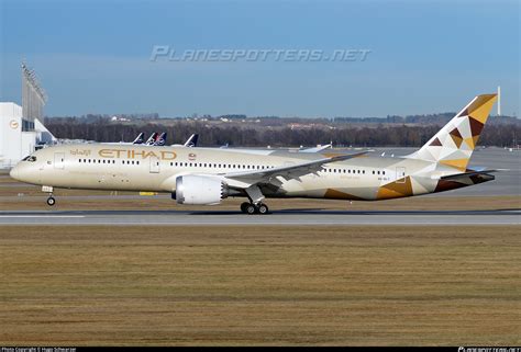 A6 Bly Etihad Airways Boeing 787 9 Dreamliner Photo By Hugo Schwarzer