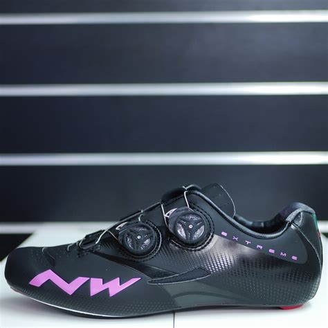 Buty Rowerowe Szosowe NORTHWAVE Extreme Tech Plus 2 X BOA Full CARBON