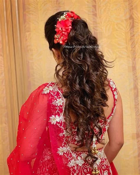 Pretty Yet Romantic Bridal Hairstyle Hairstyle By Mua Vejetha Anand For Swank Bridal Hair