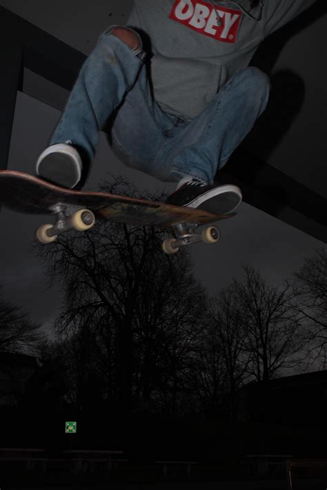 Skateboarding Boy Wallpapers - Wallpaper Cave