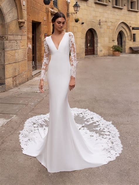 Long Sleeve Wedding Dresses 2024 Exquisite Allure For Every Bride EJA