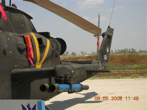 Ah 1e 651 Cobra Walk Around Page 1