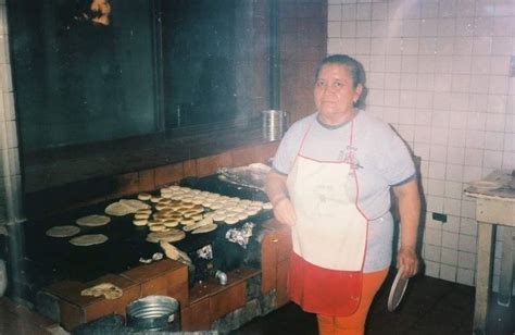 Nuevo Laredo Gorditas De Papa Y Cabrito Que Volvieron Famoso A Este