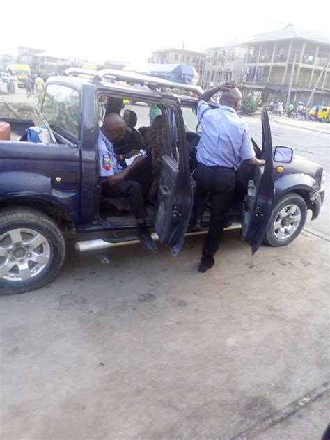 Nigerian Police Officer Caught In The Act Crime Nigeria