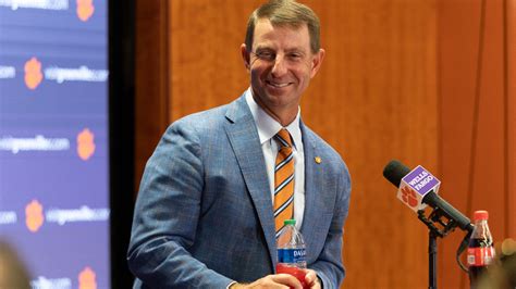 Dabo Swinney Flexed On 5-Star Signee With 22 Bench Reps