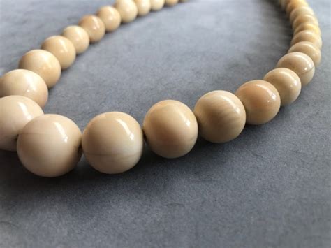 Ivory necklace | Antiques Board