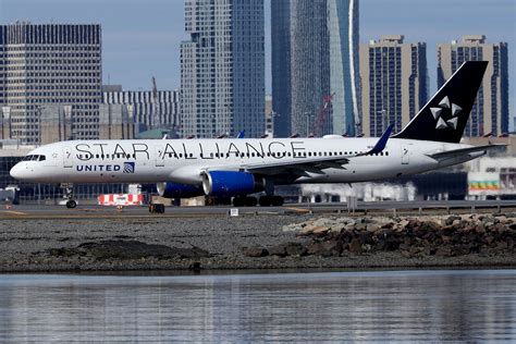 United Airlines Star Alliance N Ua D Flickr