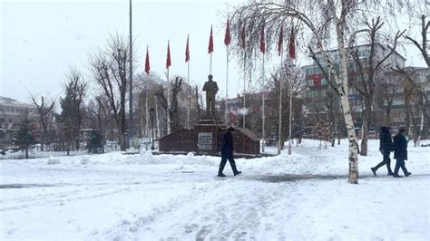 Ardahan da kar ve soğuk hava etkili oluyor Son Dakika Haberleri