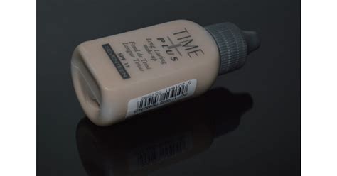 FOND DE TEN REZISTENT SEVENTEEN TIME PLUS LONG LASTING MAKE UP SPF 15