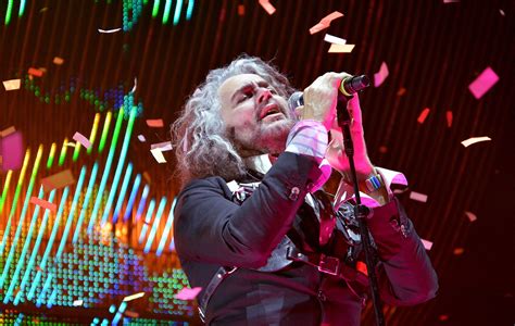 Les Flaming Lips interprètent lintégralité de Yoshimi Battles The