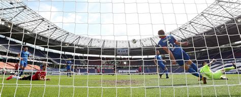 Heidenheim Verpasst In Hannover Sprung Auf Platz Drei