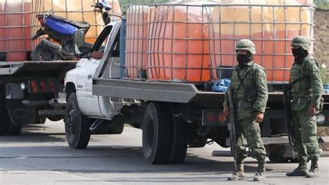 Resguardan Ej Rcito Y Marina Instalaciones De Pemex