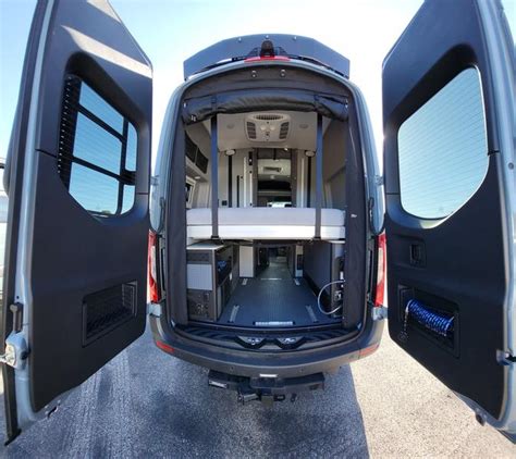 2025 Winnebago 44e Leisure Rv Center