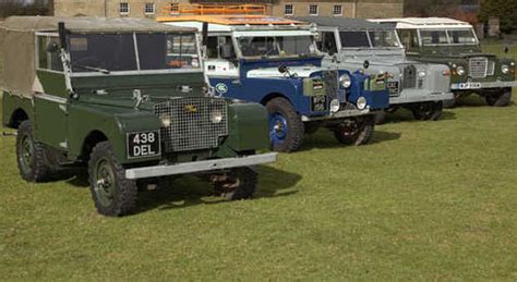 Speciale Versione Della Defender Land Rover Festeggia 65 Anni