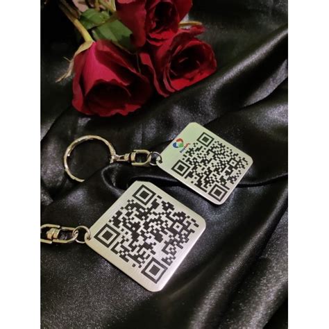 Qr Code Keychain Scan Contact Tracing Personal Info Or Messages