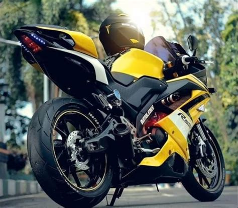 This Is The Wildest Yamaha R15 V3 Modification Yet Video