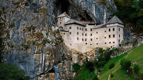 Slovenia Predjama Castle – Bing Wallpaper Download