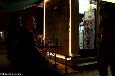 Babe Today Public Disgrace Zenza Raggi Amabella Many Fucking In Public Mobile Version Porn Pics