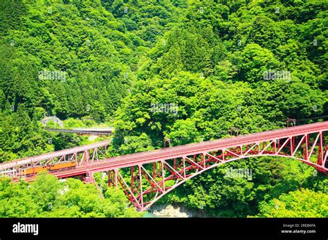 Kurobe Gorge Railway Stock Photo Alamy