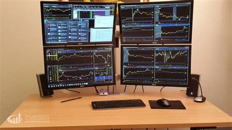 Trading Desks And Monitors From 24 Top Traders