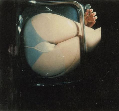 Thumbs Pro Noir 2000 Guy Bourdin