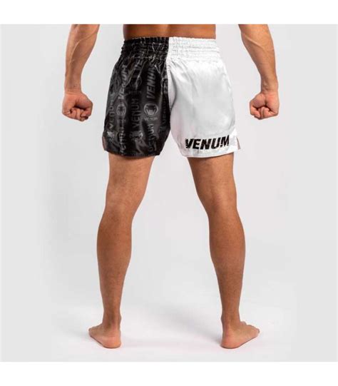 Spodenki Do Muay Thai Venum Model Logos Uszyte W Tajlandii Treningowe