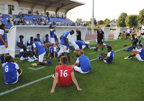 L Avranches A Retrouv Le Plaisir De Jouer Au Football Foot Normand