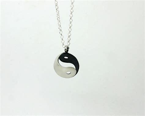 Silver Yin Yang Necklace, 3d Yin Yang Pendant - Etsy