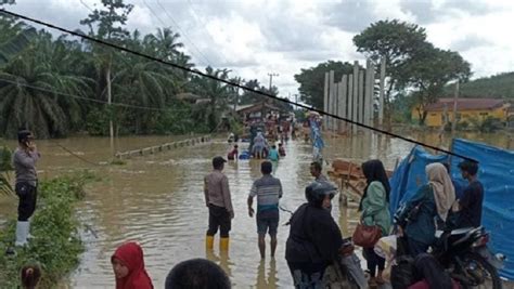 Banjir Terjang Aceh Timur Rumah Warga Terendam Air