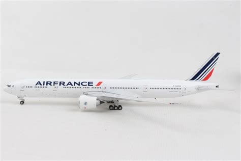 1:400 Phoenix Models Air France Boeing 777-300ER F-GZND PH4400 – RM ...